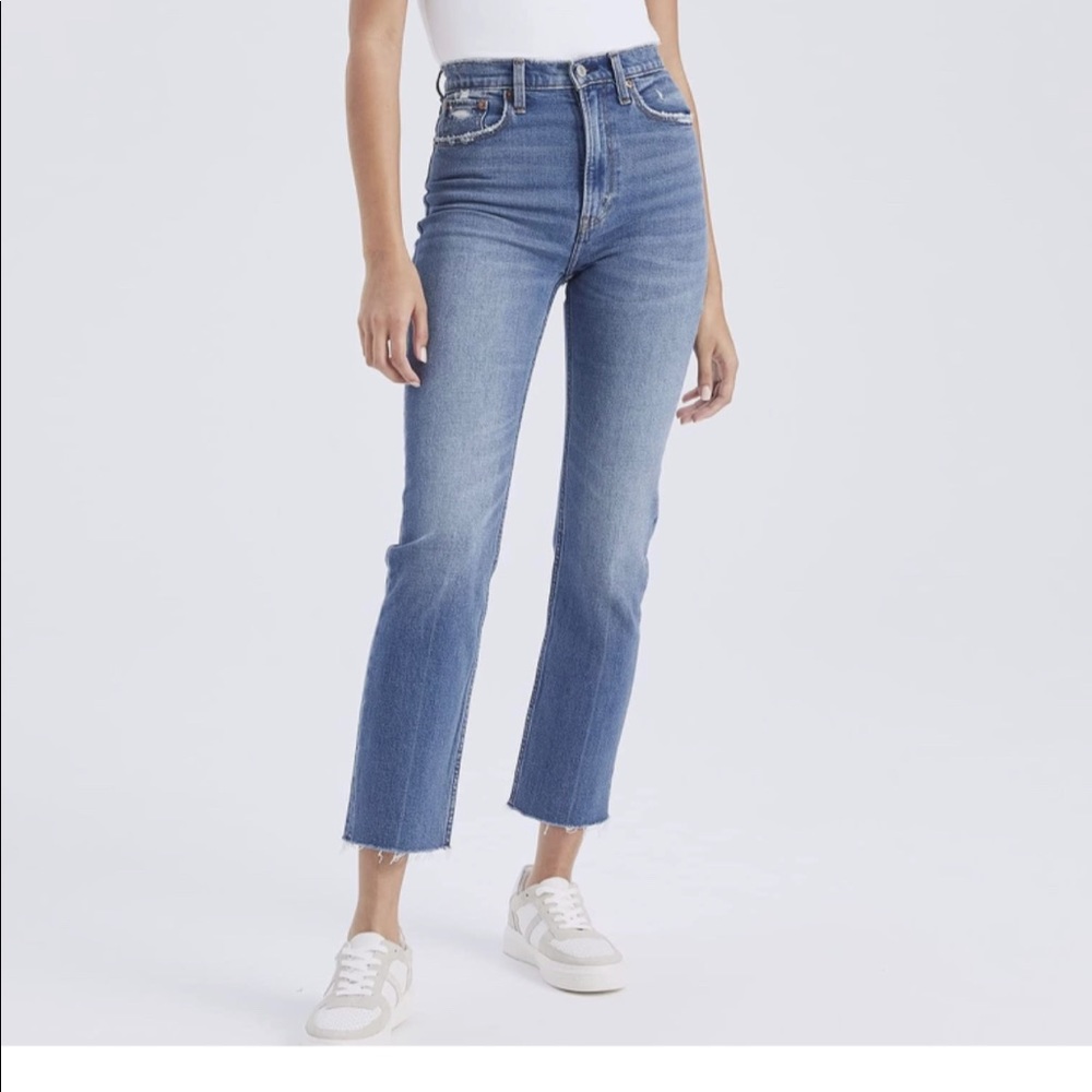 Abercrombie The Ankle Straight Ultra High Rise Curve Love Jean